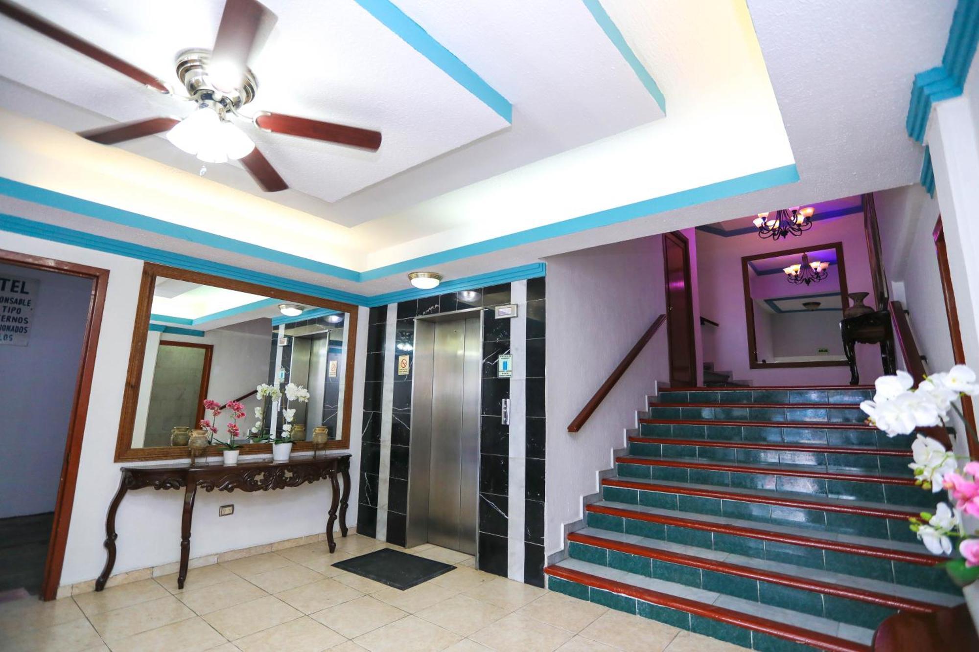 Hotel Avenida Cancún Exteriér fotografie